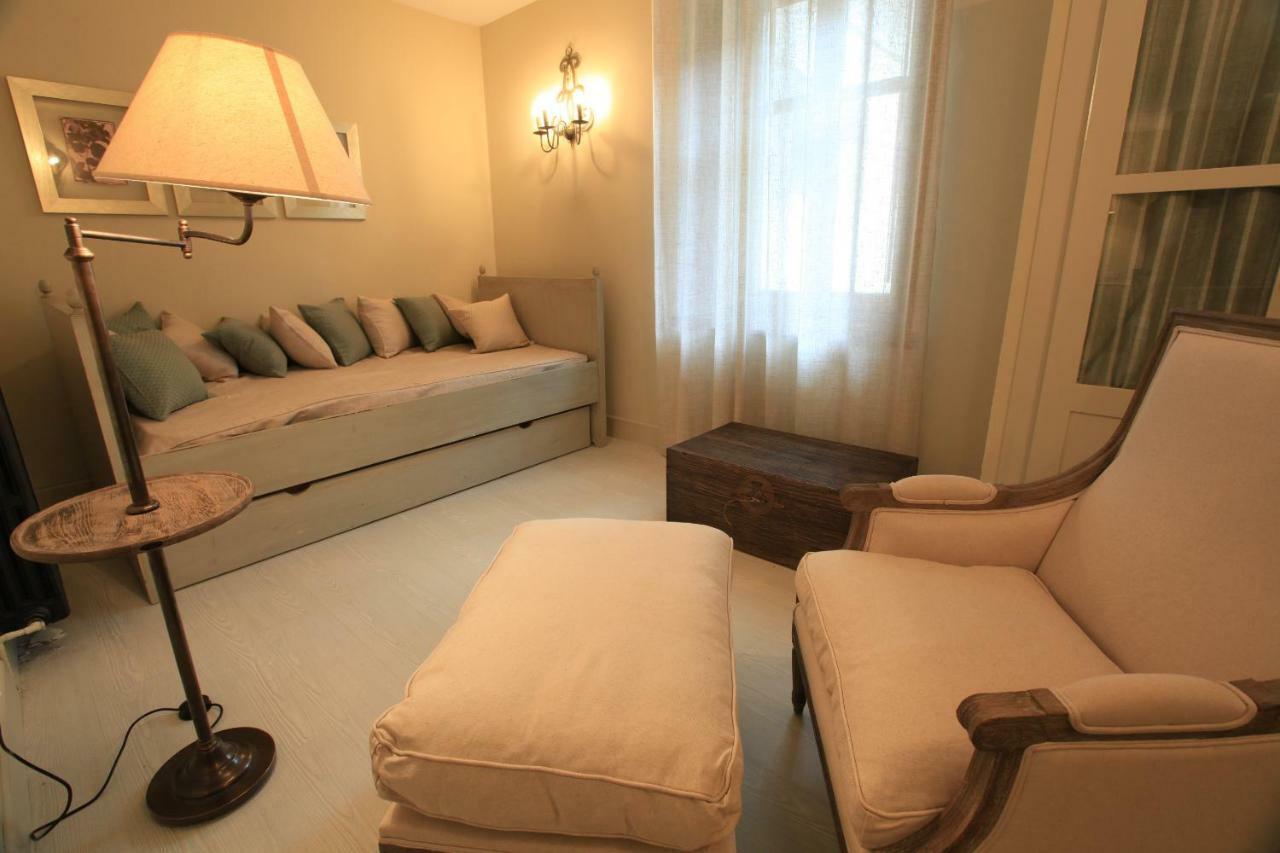 Hotel Poldo La Guingueta D'Aneu Eksteriør billede
