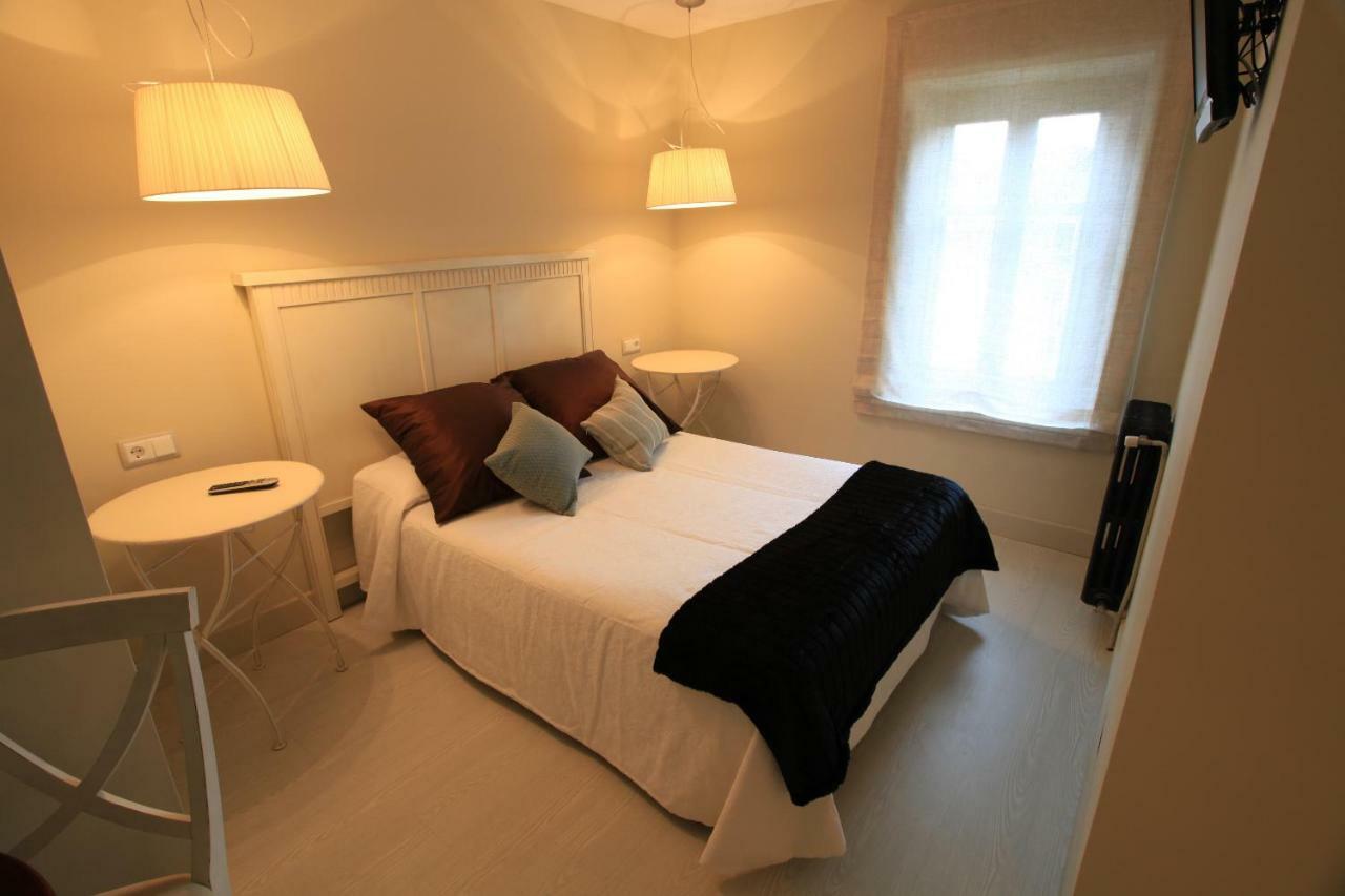 Hotel Poldo La Guingueta D'Aneu Eksteriør billede
