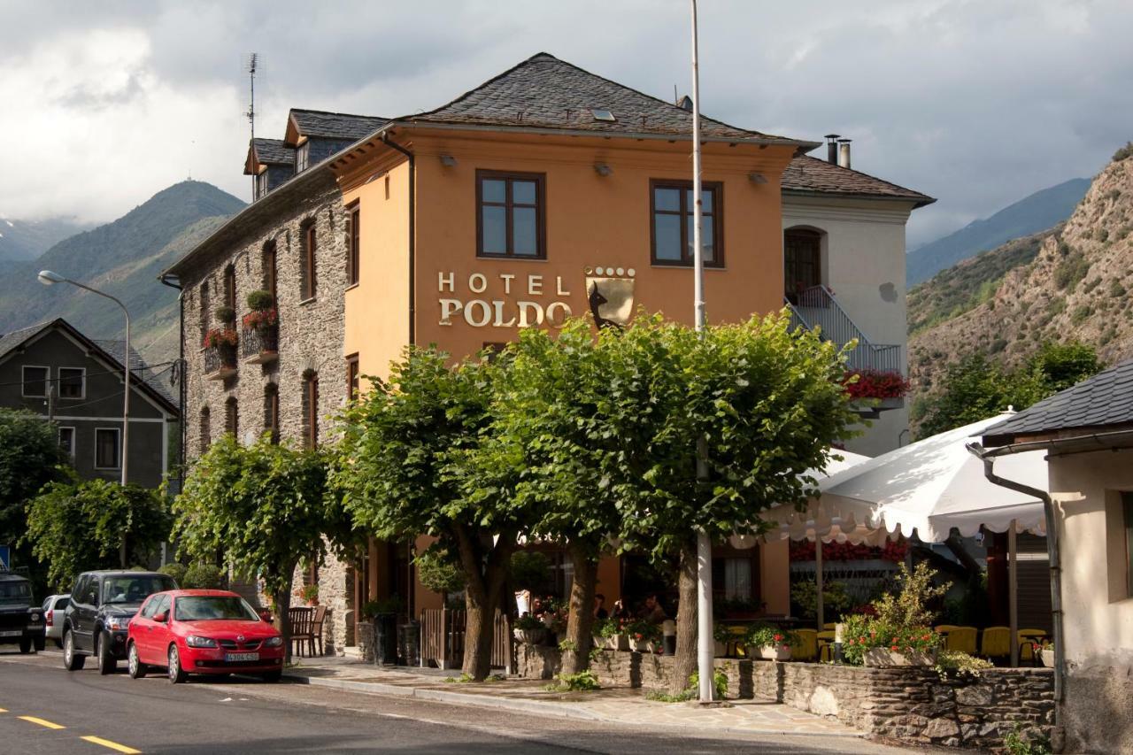 Hotel Poldo La Guingueta D'Aneu Eksteriør billede